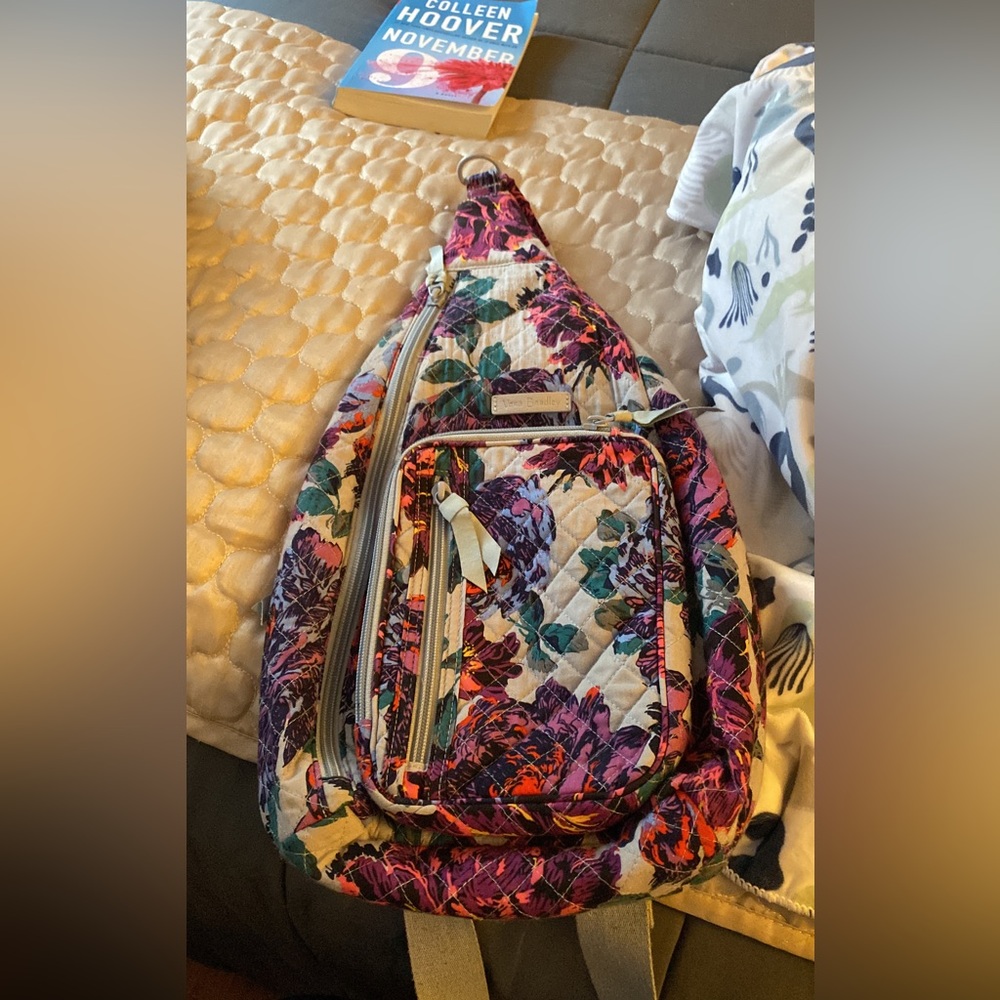 Vera Bradley sling bag
